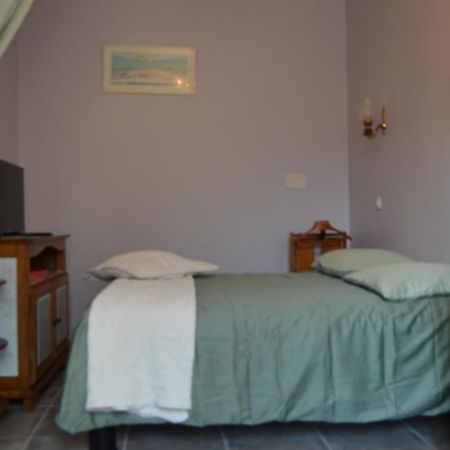 Chambre Charentaise Vars  Экстерьер фото