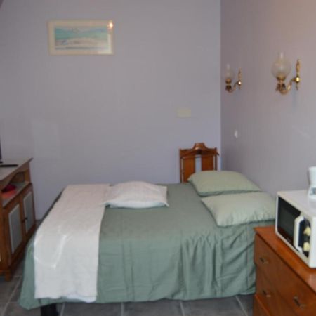 Chambre Charentaise Vars  Экстерьер фото